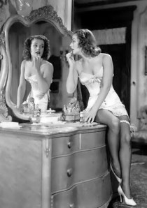 Ann-sheridan dressing table