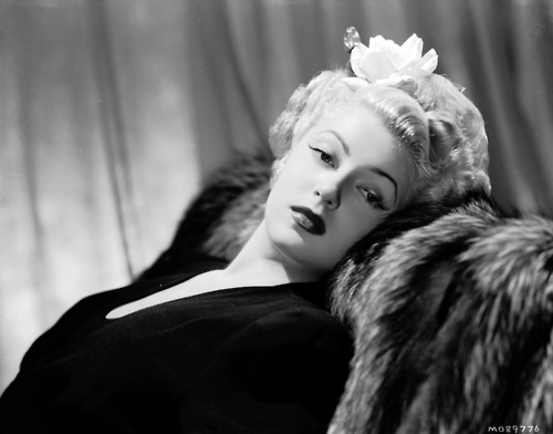 tumblr_lx7tnkOkse1qazanuo1_500