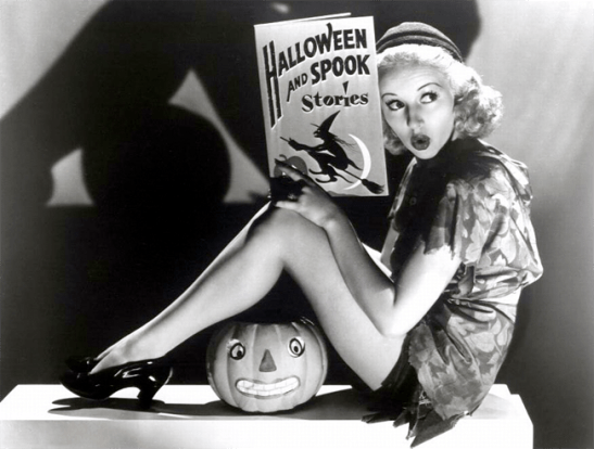 halloween-pin-ups-023